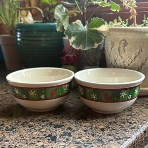 NWT Longaberger Pottery Set of 2 Discontinued Snowflake Holiday Dip Bowls